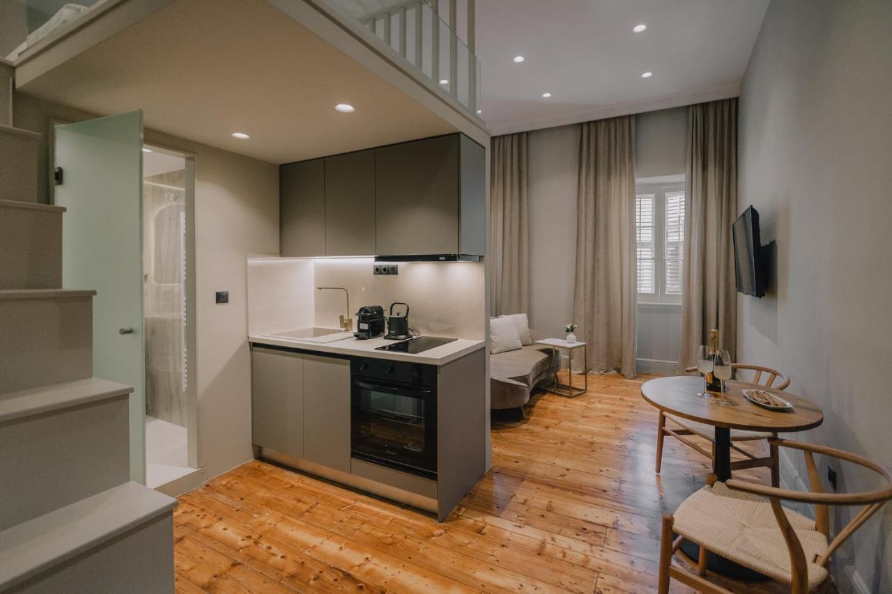 Sanrocco Suites -Corfu Town Luxury Apartments Bagian luar foto