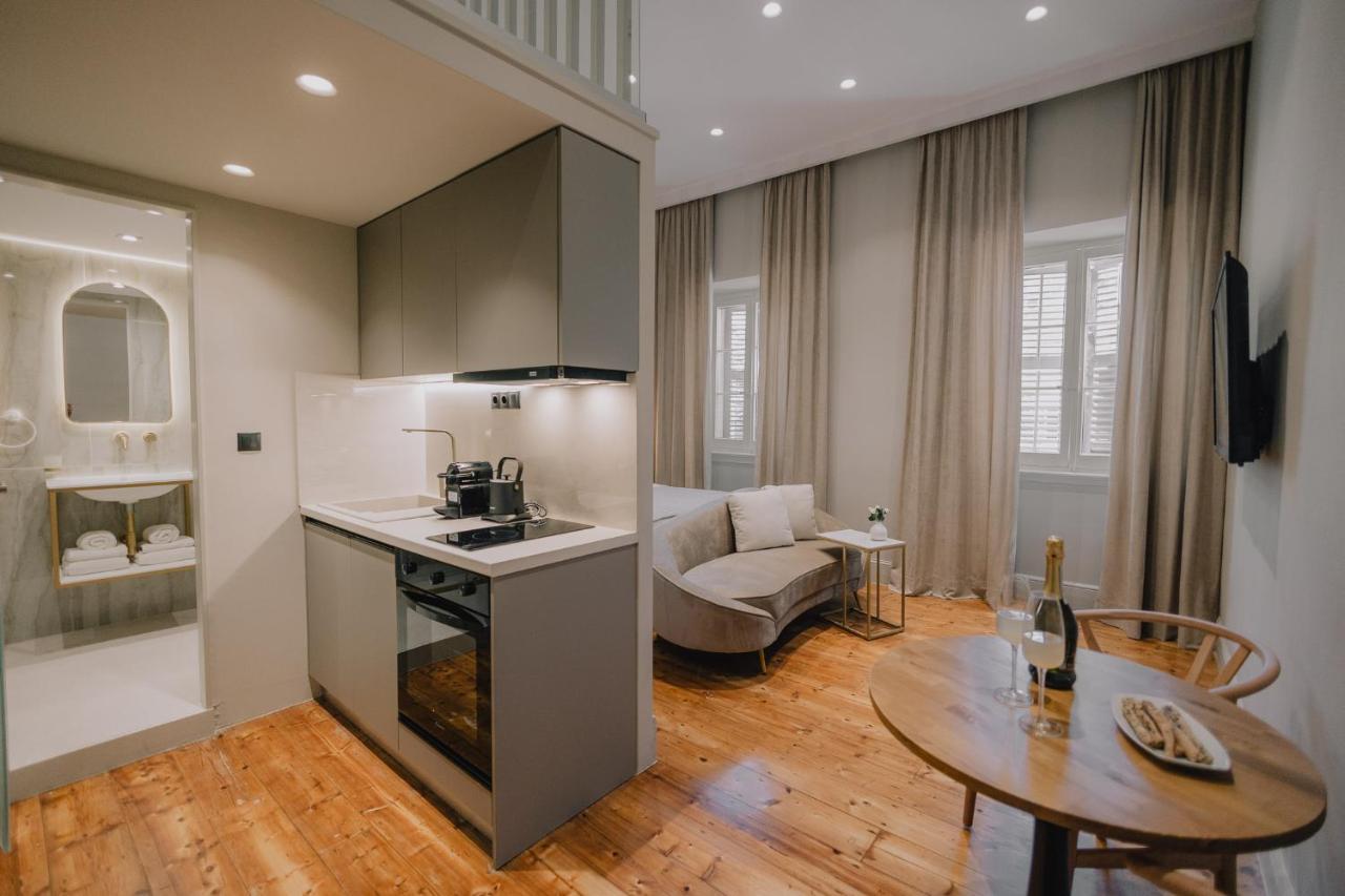 Sanrocco Suites -Corfu Town Luxury Apartments Bagian luar foto