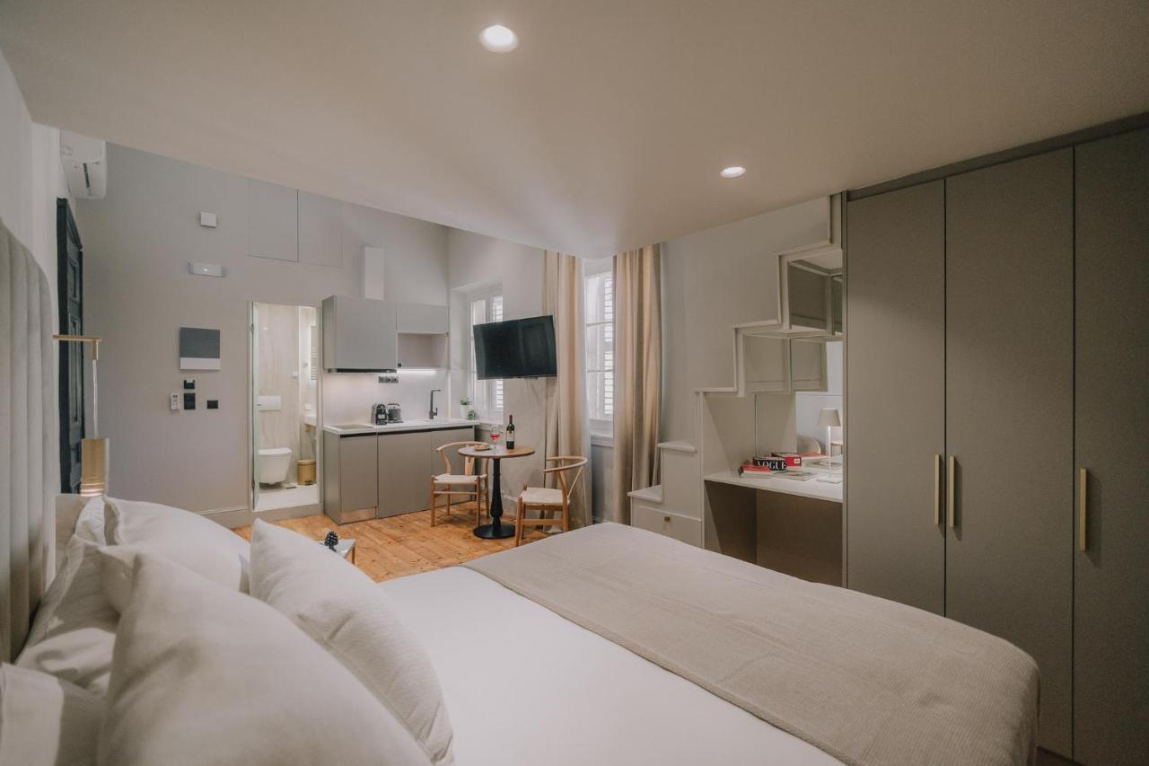 Sanrocco Suites -Corfu Town Luxury Apartments Bagian luar foto