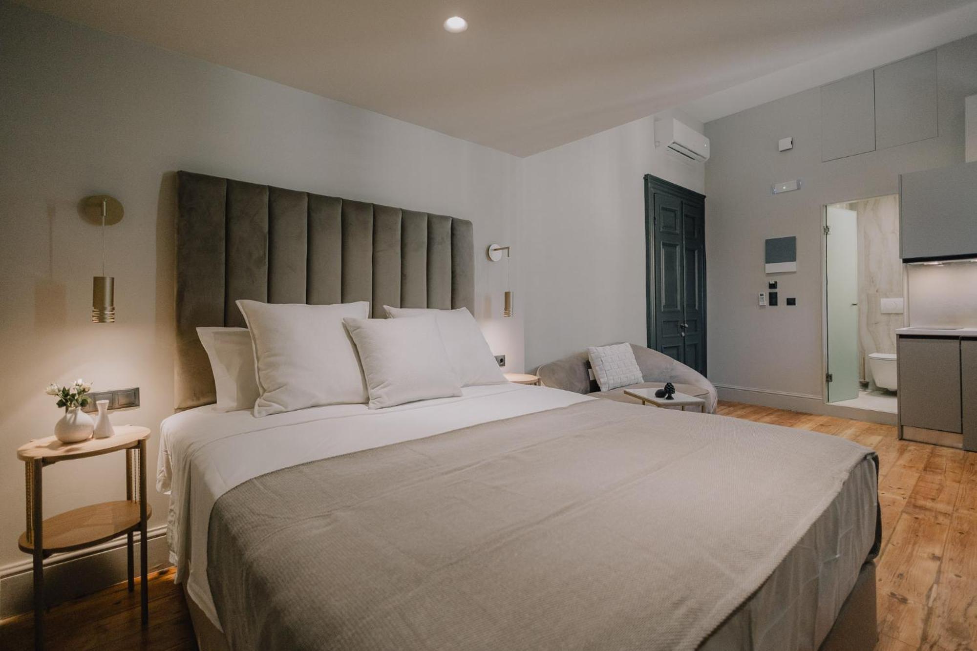 Sanrocco Suites -Corfu Town Luxury Apartments Bagian luar foto